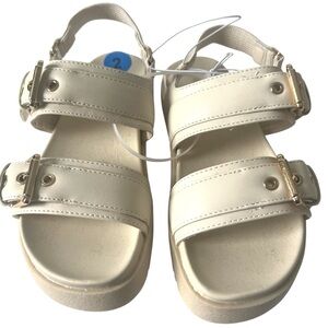 Steve Madden Girl’s Comfy Casual Cream Sandals with Chunky Platform Size 2 NWOT